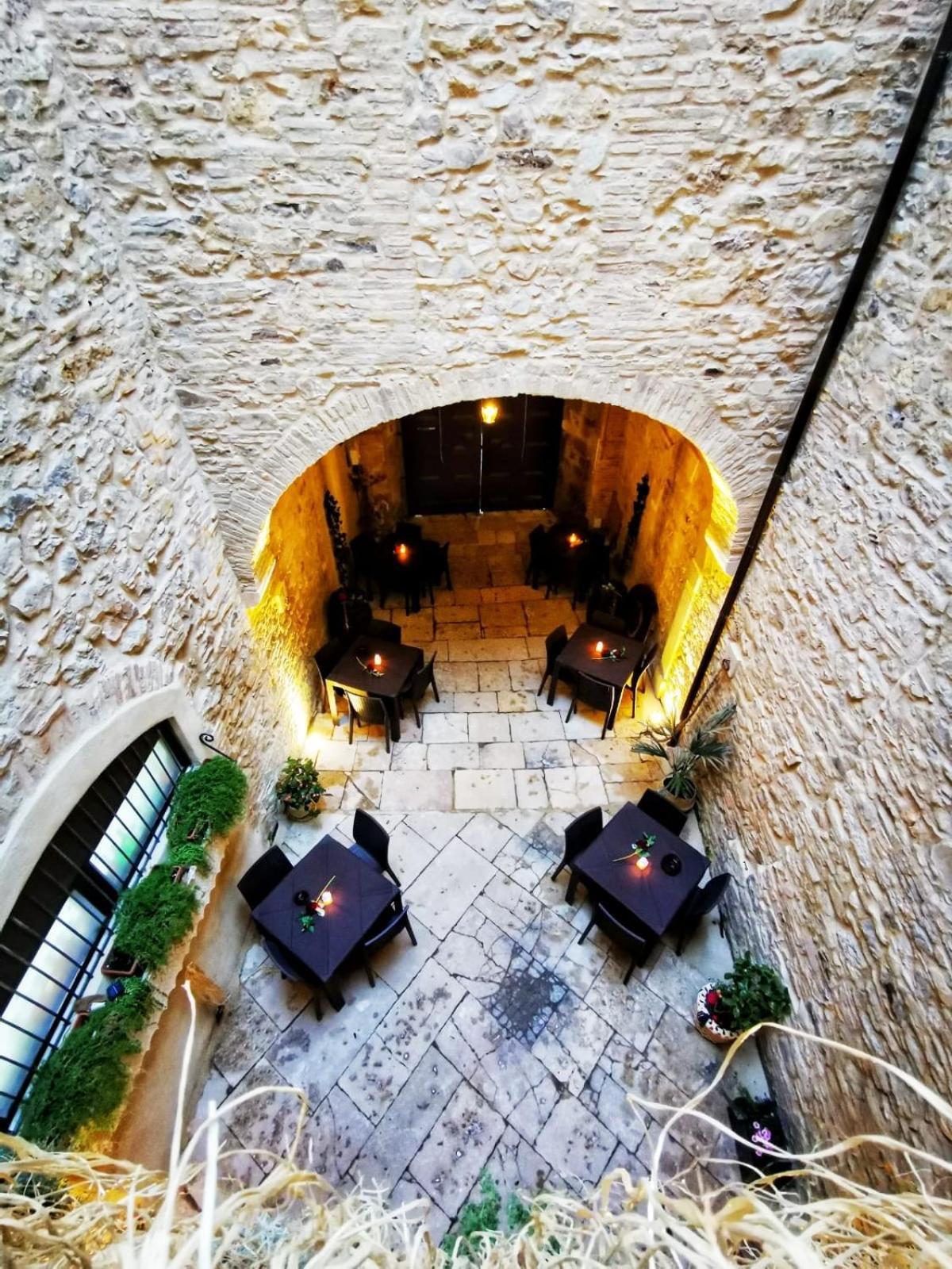לינה וארוחת בוקר Agora' Castelnuovo Della Daunia מראה חיצוני תמונה